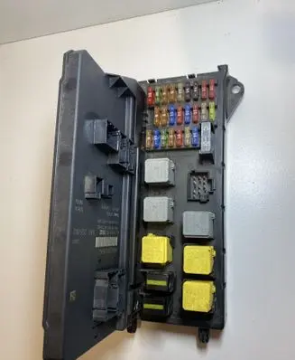 Mercedes-Benz Sprinter W906 Fuse module A9069003502
