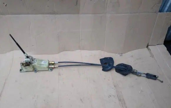 Alfa Romeo 166 Gear shift cable bracket 156022277