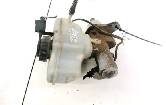 Skoda Octavia Mk2 (1Z) Master brake cylinder
