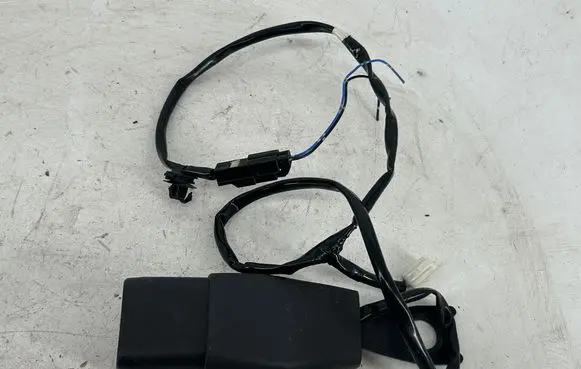 Mitsubishi ASX Front seatbelt buckle 6187695A