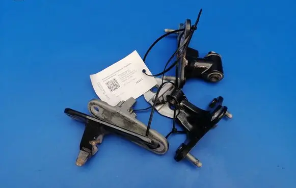Mercedes-Benz C W204 Front door hinges set 