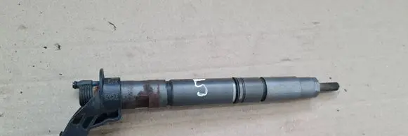 Audi A7 S7 4G Fuel injector 059130277CC