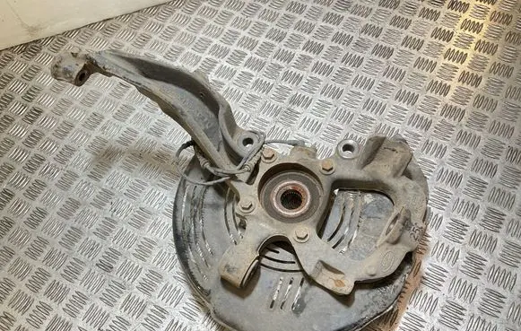 Land Rover Discovery 4 - LR4 Front wheel hub AH223K185AC