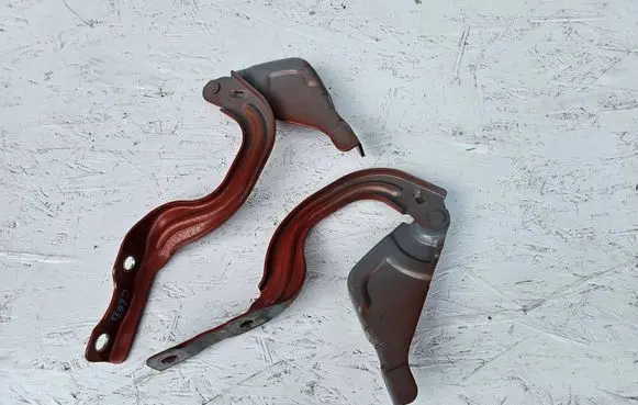 KIA Ceed Engine bonnet/hood hinges LEWYPRAWYMASKIRNG
