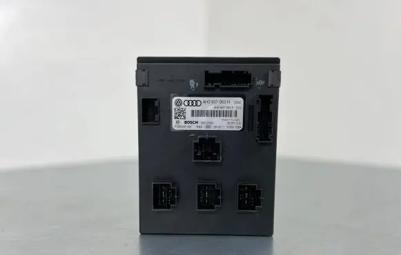 Audi A7 S7 4G Comfort/convenience module 4H0907063N 4H0907063F