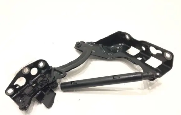 Engine bonnet/hood hinges