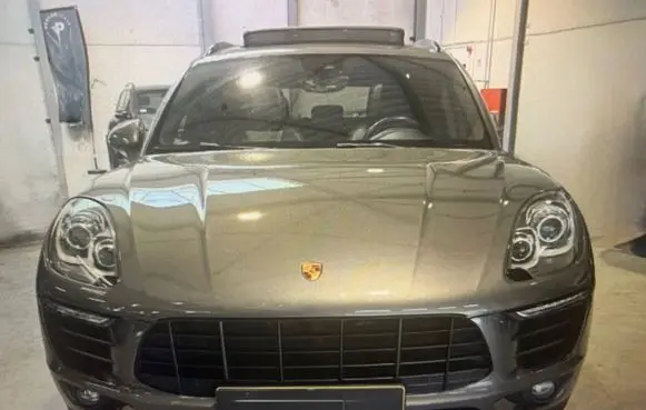 Porsche Macan (95B) Front piece kit 