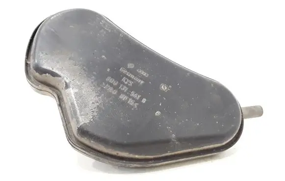 Volkswagen PASSAT B5.5 Vacuum air tank 8D0131541B