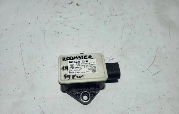Skoda Roomster (5J) ESP acceleration yaw rate sensor 6Q0907637A 0265005691 7003393