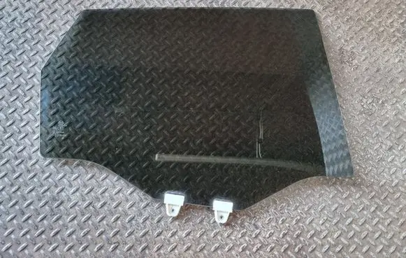 Mazda CX-5 II Rear door window glass