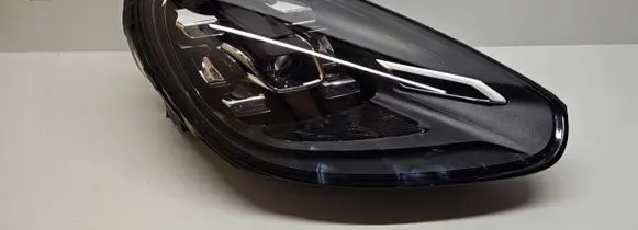 Porsche Cayenne (92A) Headlight/headlamp 7P5941036K PR025NKLOSZ