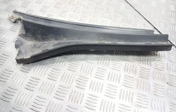 Subaru Forester SF Wiper trim 91160FC030