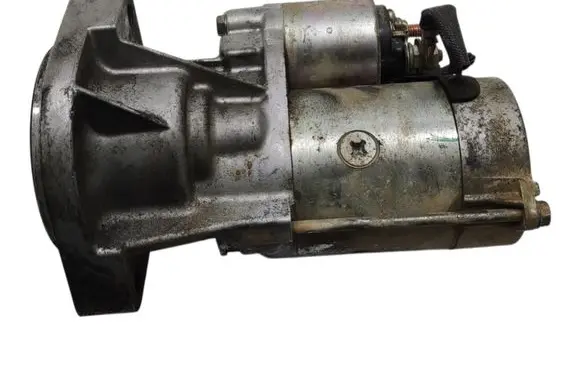 Isuzu D-Max Starter motor 8981836550