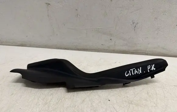 Mercedes-Benz Citan W415 Wiper trim 8200439447