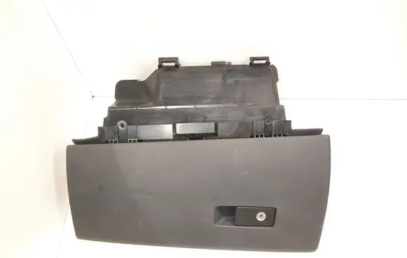 Volvo V70 Glove box 30676278