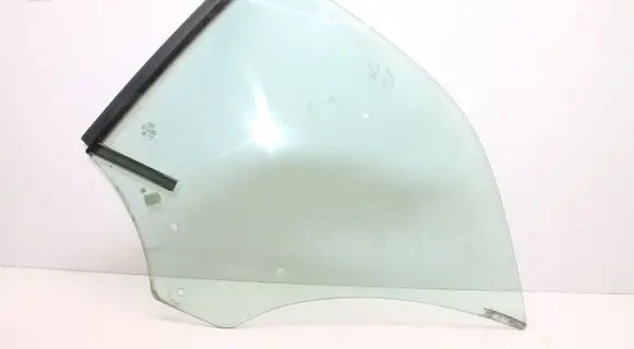 Audi A3 S3 8P Rear side window