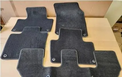 Volvo XC90 Car floor mat set 32344528 32344339 NE66794