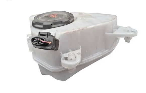Volkswagen Golf VIII Coolant expansion tank/reservoir 5WA121407F