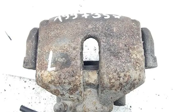 Skoda Octavia Mk2 (1Z) Front brake caliper