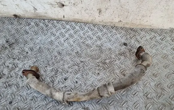 Peugeot 4007 EGR valve line/pipe/hose