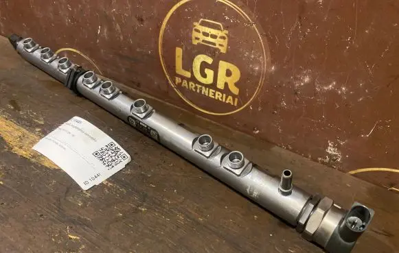 Fuel main line pipe