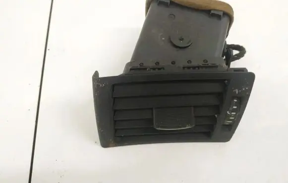 Audi A4 S4 B7 8E 8H Dash center air vent grill 8e0820901f