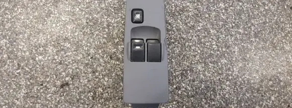 Mitsubishi Colt CZ3 Electric window control switch