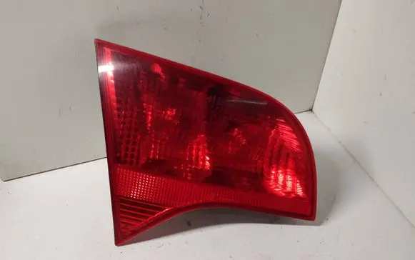 Audi A4 S4 B7 8E 8H Tailgate rear/tail lights 8E9945093 484501 749001