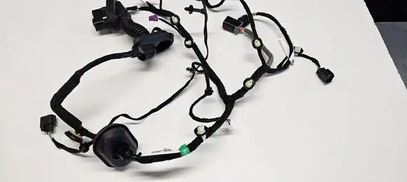 Jeep Grand Cherokee WL Front door wiring loom P68380093AD 68380093AD