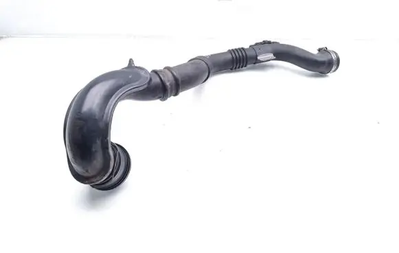 Opel Astra J Air intake hose/pipe 13398481