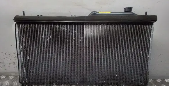 Subaru Impreza II Coolant radiator