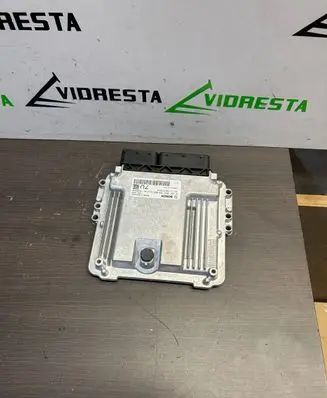 Honda HR-V Engine control unit/module 3782051TG13 1039S90187 0281032566