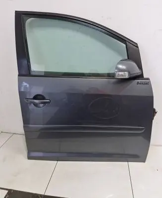 Volkswagen Touran I Front door