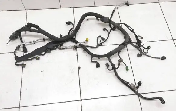 Engine installation wiring loom
