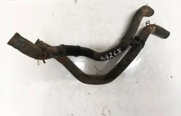 Engine coolant pipe/hose