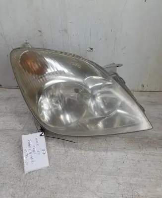 Toyota Corolla Verso E121 Headlight/headlamp