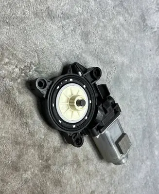 KIA Niro Rear glass lock/latch C809 82460G5000