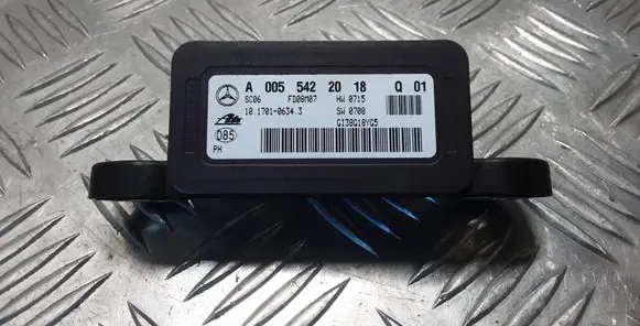 Mercedes-Benz ML W164 ESP acceleration yaw rate sensor A0055422018
