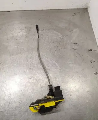 Volvo XC90 Rear door lock 30663050