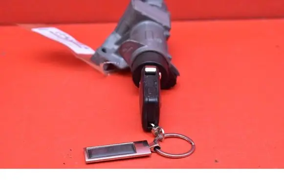 Audi A4 S4 B6 8E 8H Ignition lock 4B0905851C