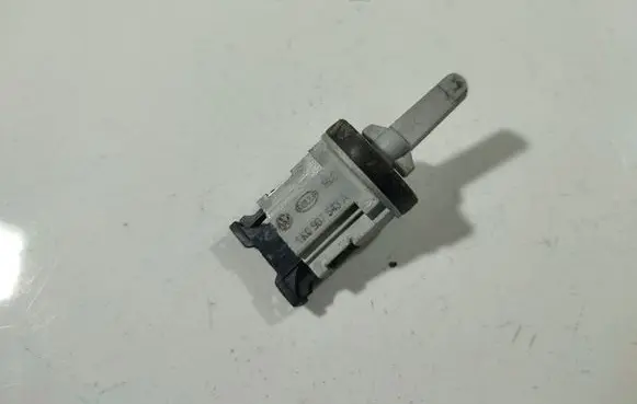 Volkswagen PASSAT B6 Interior temperature sensor 1K0907543A