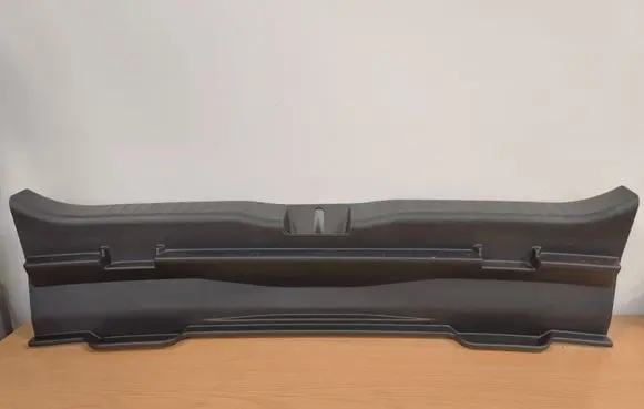 Toyota Yaris Cross Trunk/boot sill cover protection 583870D290