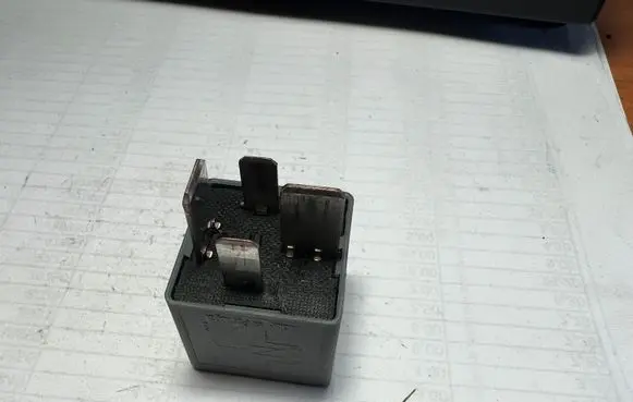 Ford Focus Other relay F80B14B192AA
