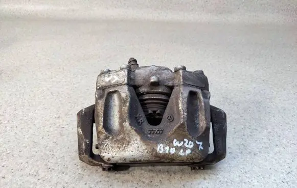 Mercedes-Benz E A207 Front brake caliper