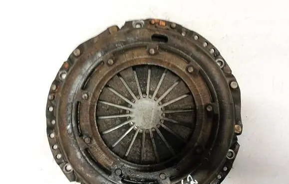 Volvo V50 Pressure plate typm240e