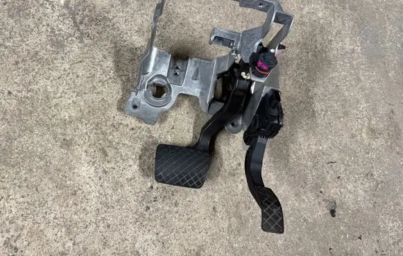 Audi A5 8T 8F Brake pedal 8K1721117