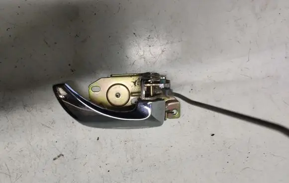 KIA Sorento Rear door interior handle