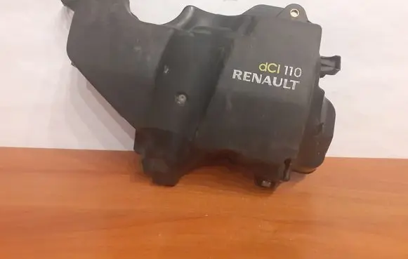 Renault Megane III Engine cover (trim) 7946 175B14760R