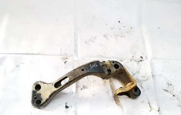 BMW X3 E83 Engine mounting bracket 340227