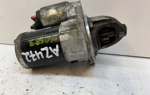 Subaru Legacy Starter motor 23300AA570 M000T20175